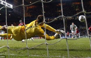 Saha Fumes at Man Utd Skipper following Celtic Park Penalty Miss