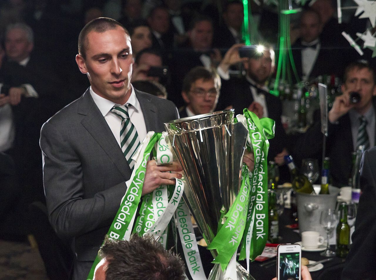 Celtic unveil new strip as captain Scott Brown praises Aberdeen title  challenge