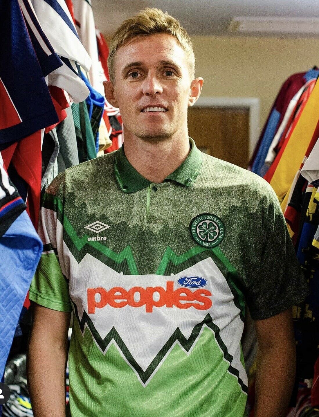 Players Tribune Celtic 2017 2018 Away Shirt (Excellent) M