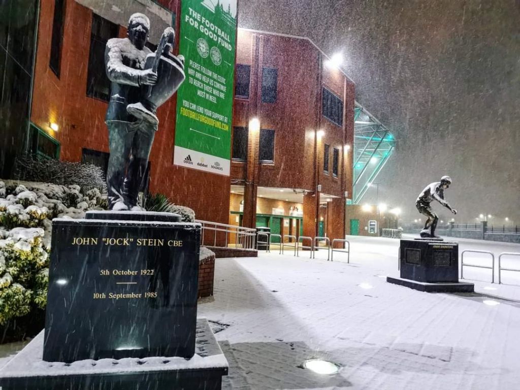 Statues In The Snow Stunning Images Emerge Outside Celtic Park
