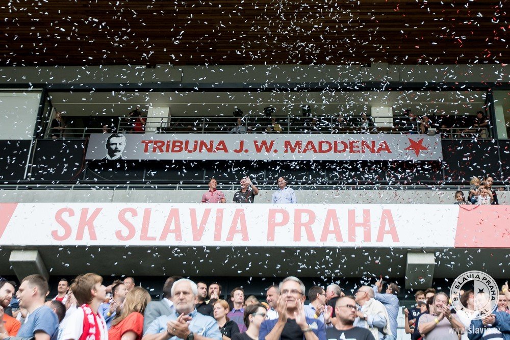 The Legend Leaving » SK Slavia Praha