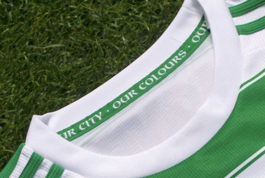 Celtic away kit 2021/22 unveiled as Hoops go for all-green look - Belfast  Live
