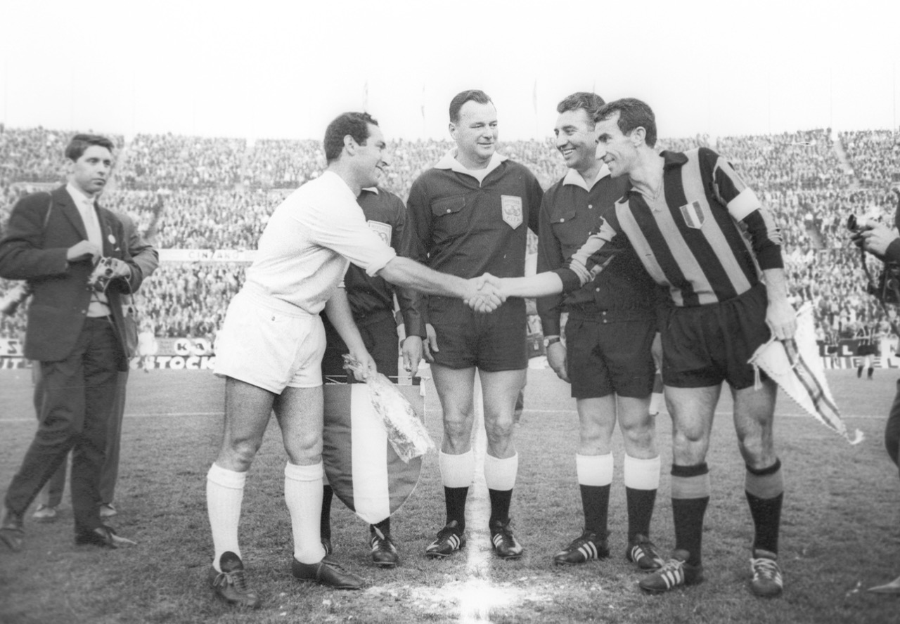 Celtic legend Bertie Auld's European Cup shirts sell for £100,000