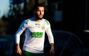 Mohanad Jeahze might be a better left-back option than Alexandro Bernabei