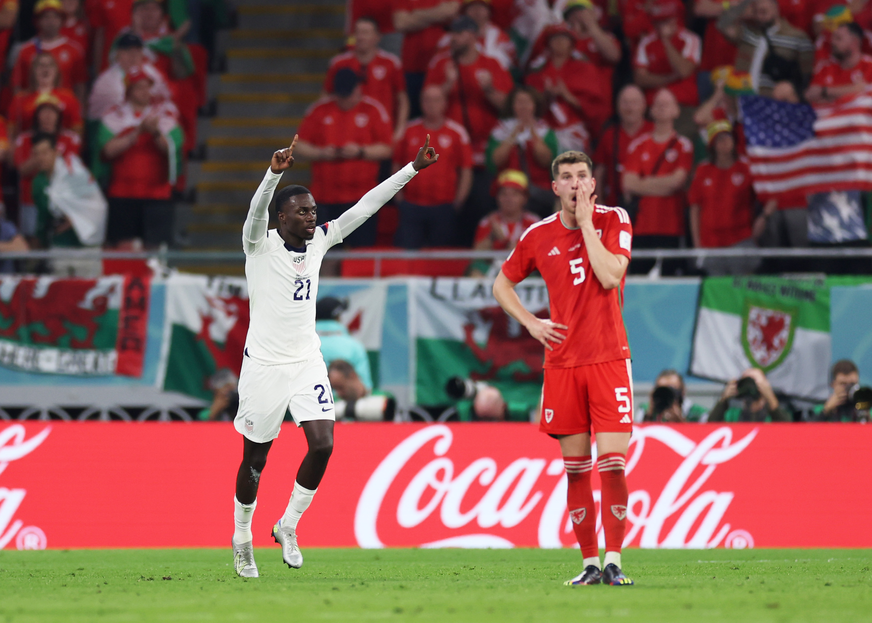 Photo: Celtic top appears during Wales v USA match in Qatar