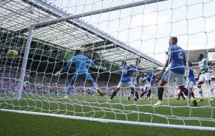 Moussa Dembele scores the opener