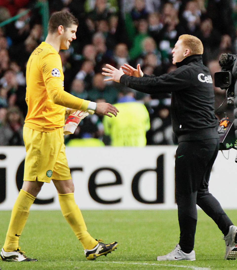 Fraser Foster and Neil Lennon celebrate