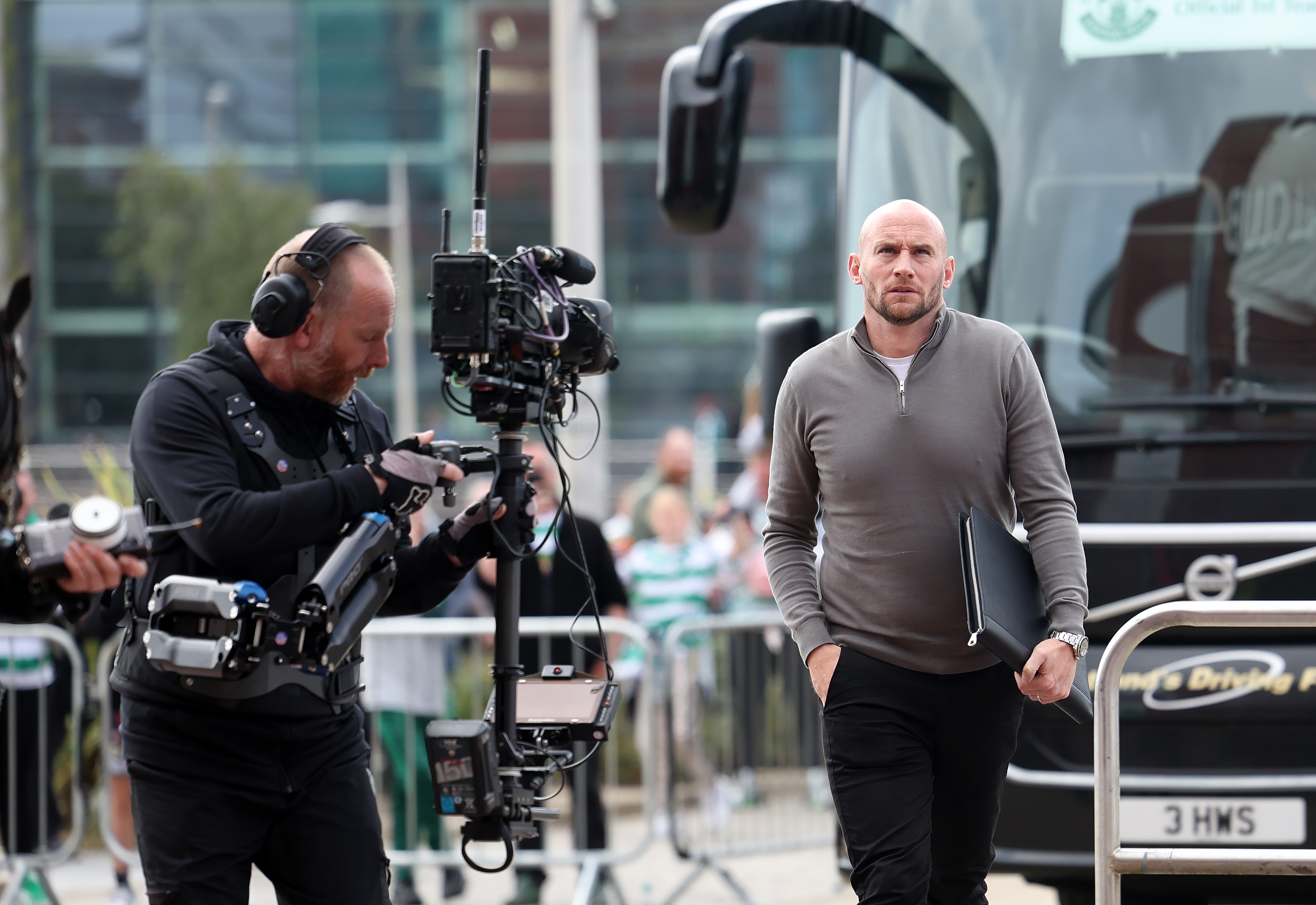 Hibernian manager David Gray