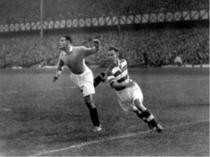 Johnny Crum in action against Rangers at Ibrox. He scored the winner as Celts won there on 21 September 1935 for the first time in almost 15 years. The Rangers defender is Jimmy Simpson, Ronnie’s father.