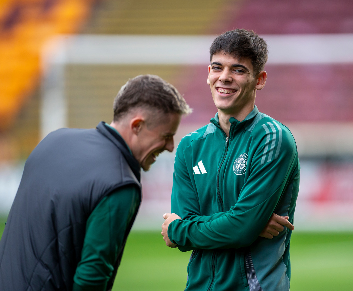 Alex Valle of Celtic at Fir Park.