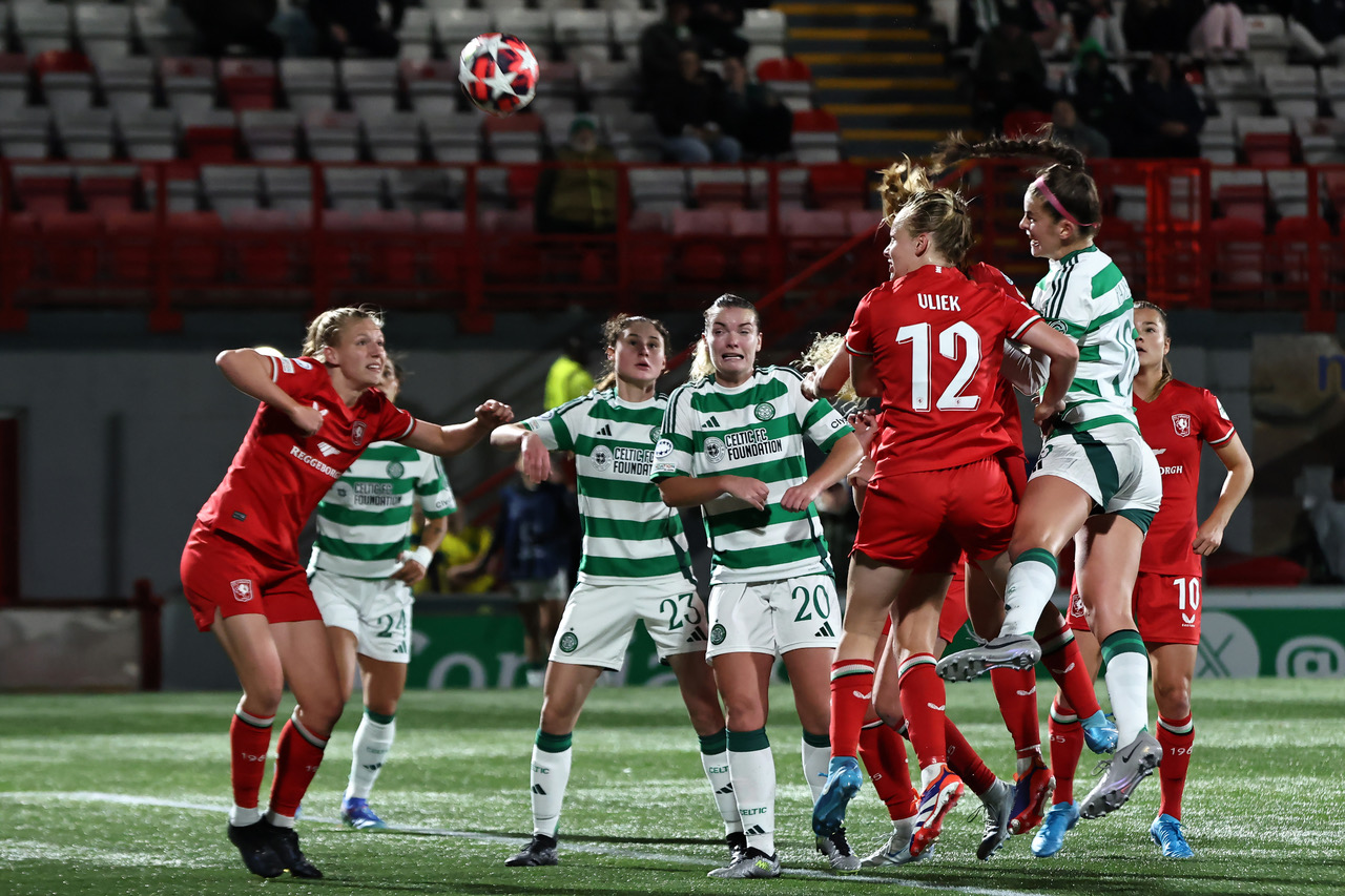 More Celtic efforts from corner kicks