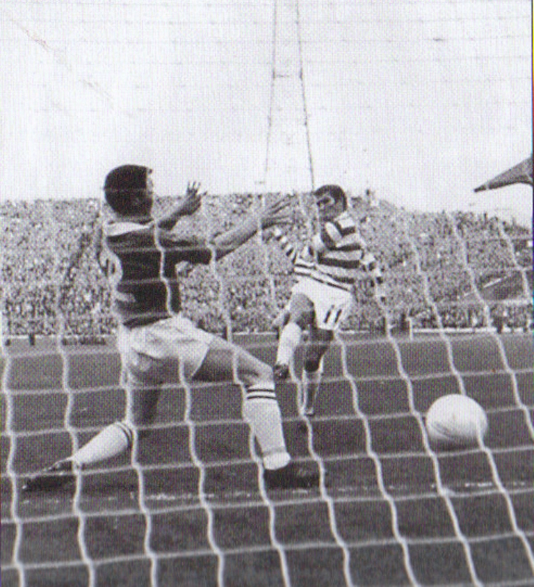 Bertie Auld scores