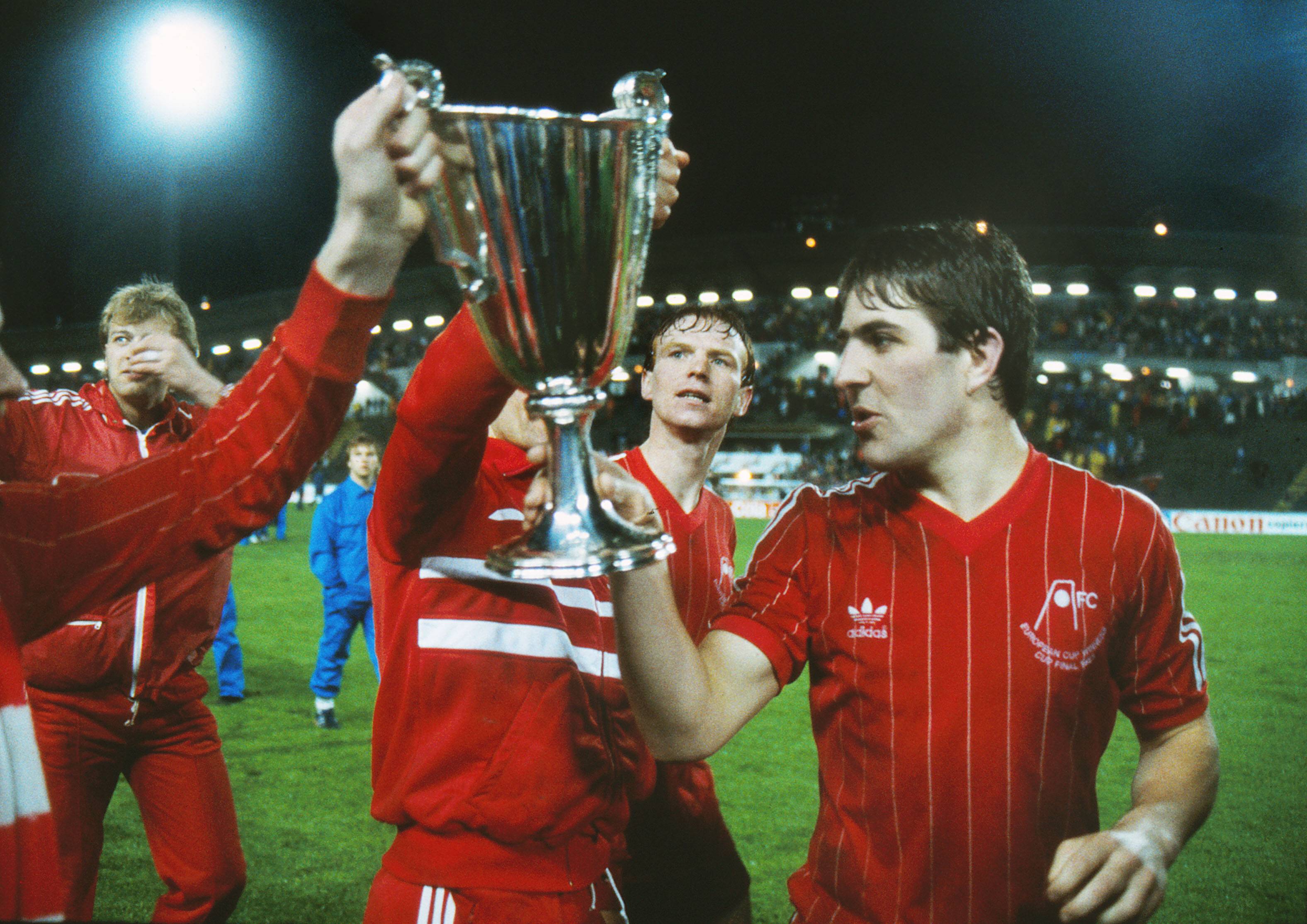 Mark McGhee of Aberdeen celebrates with the Cup Winners Cup