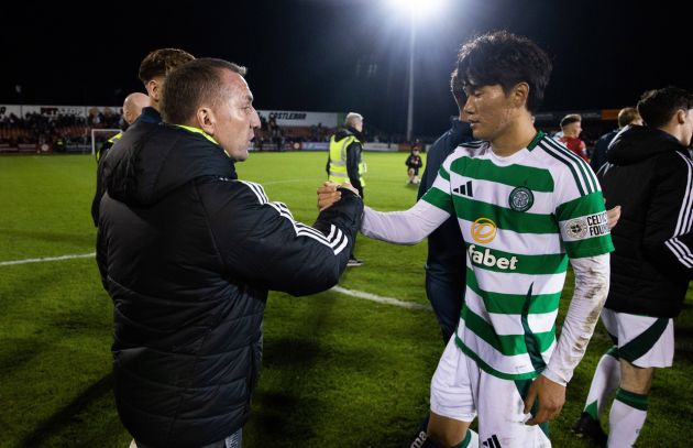 Brendan Rodgers and Hynun-Yang shake hands