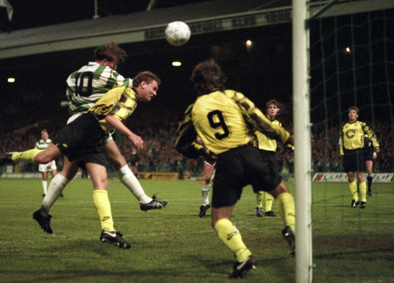 Gerry Creaney heads Celtic into the lead 