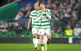 Kyogo applauds the Celtic support