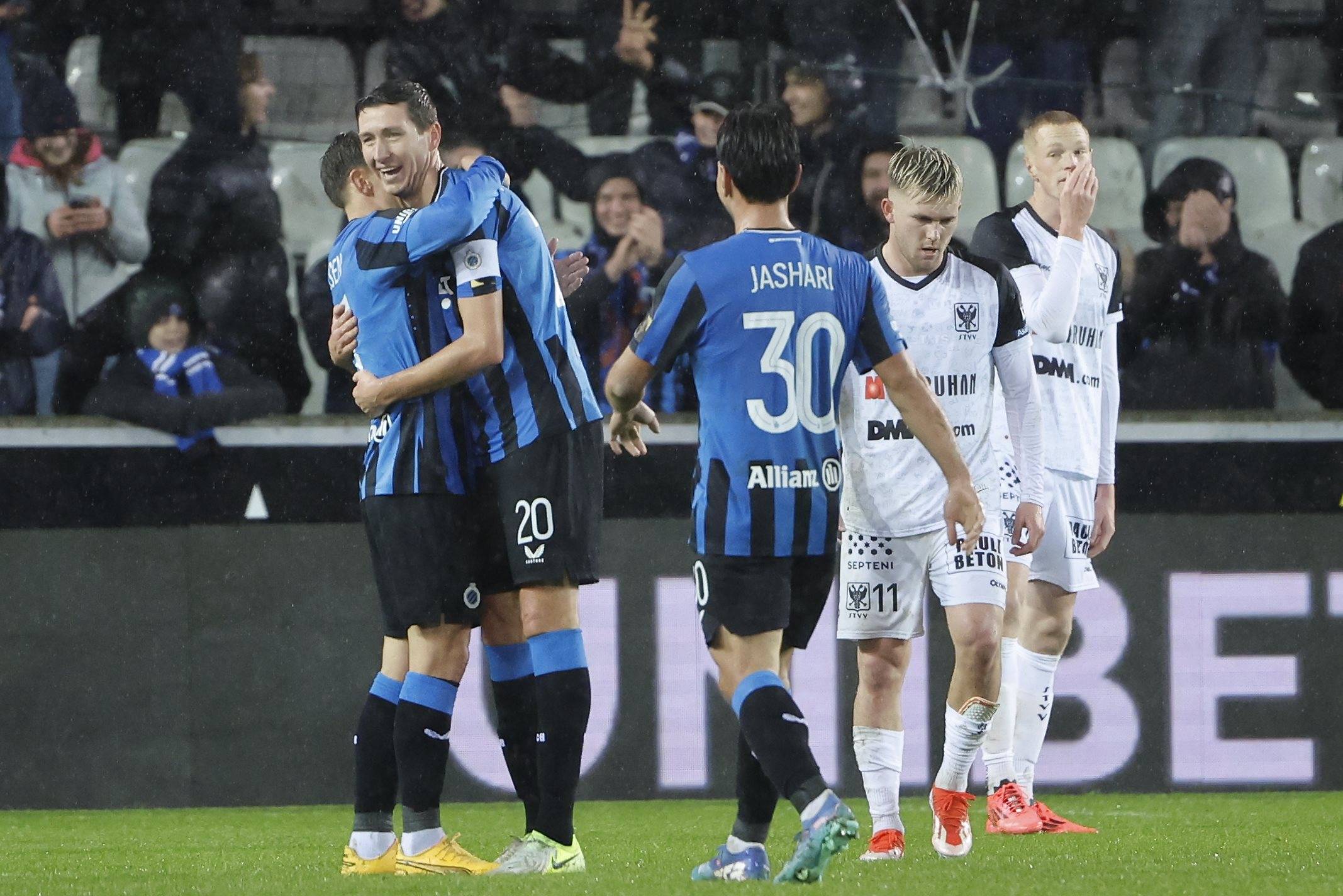 Club Brugge v Sint-Truidense VV