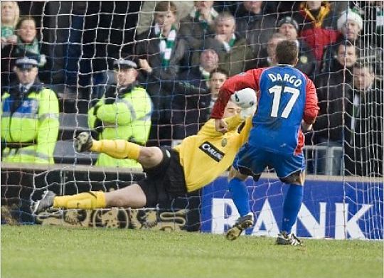 Artur Boruc saves a penalty 