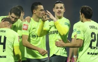 Dinamo players celebrate