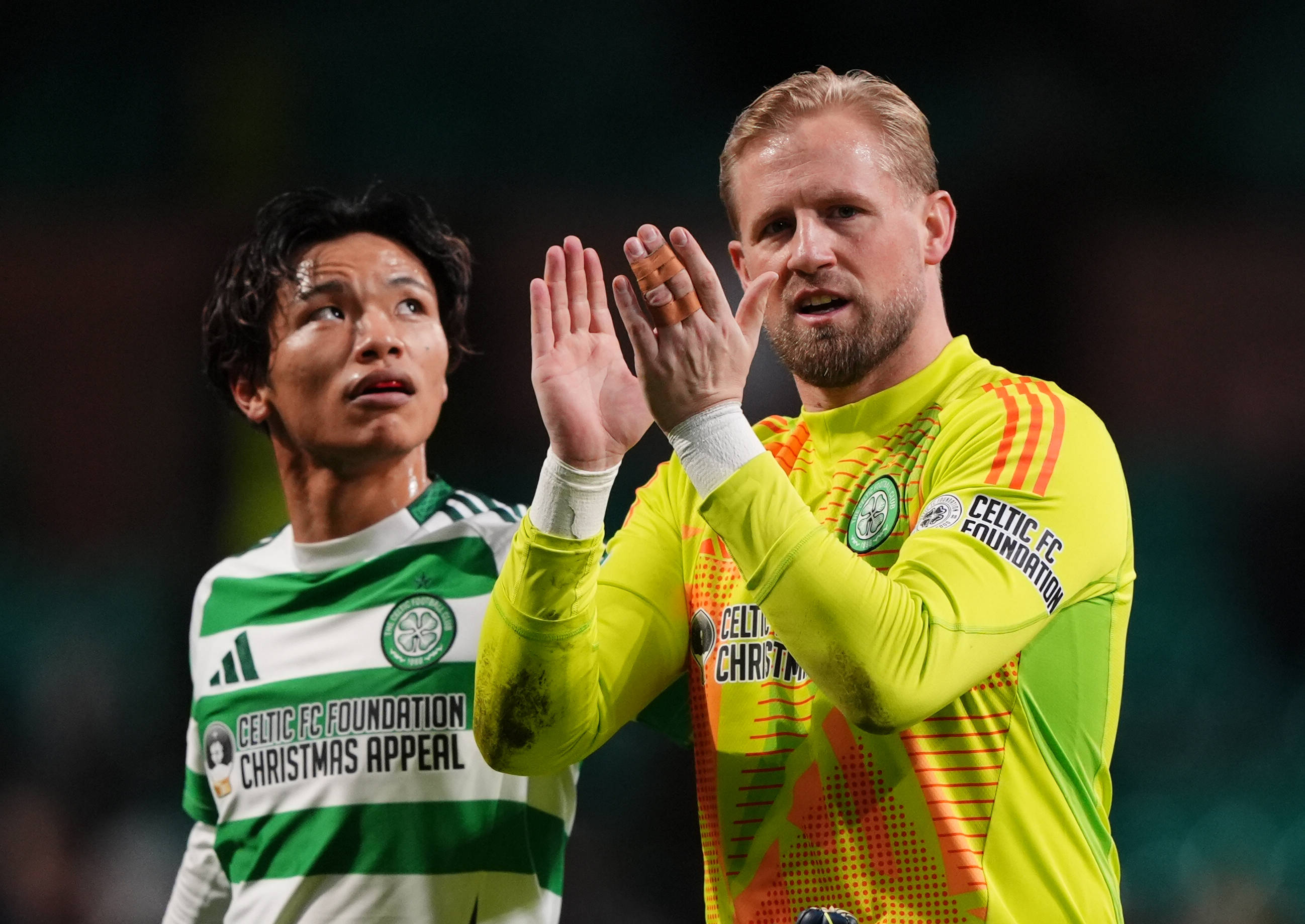 Kasper Schmeichel celebrates