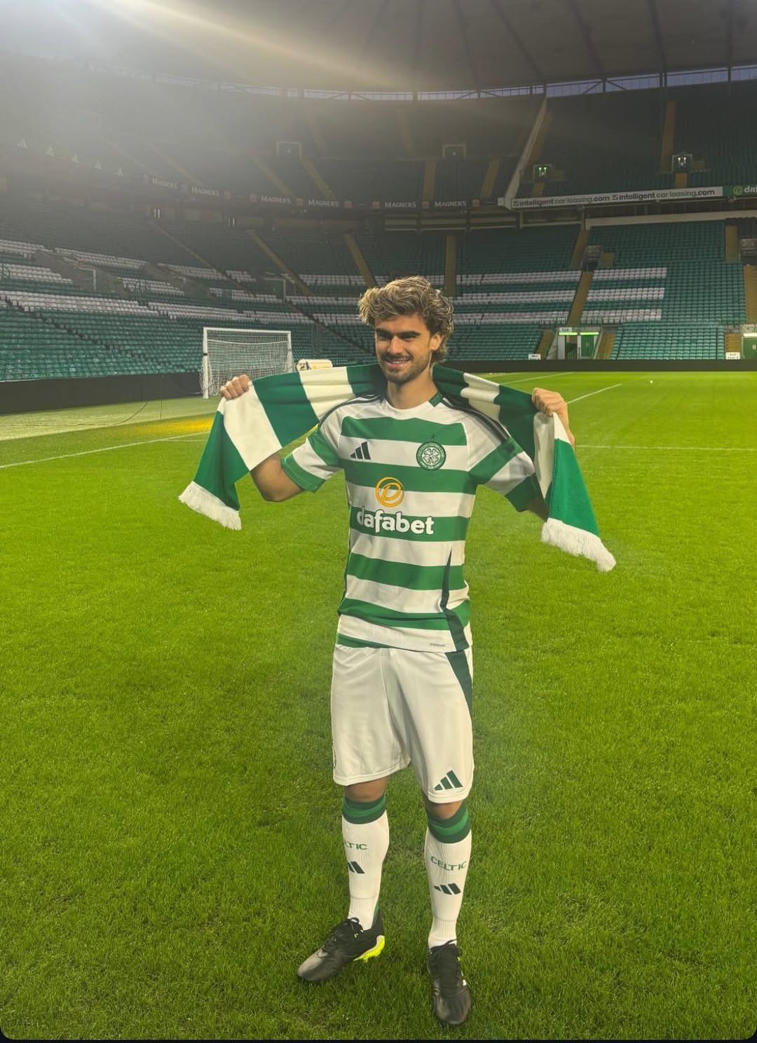 Jota at Celtic Park