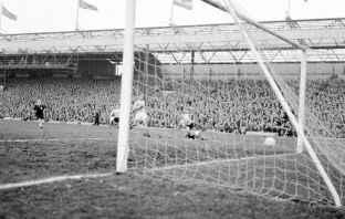 Celtic shocked by Dunfermline