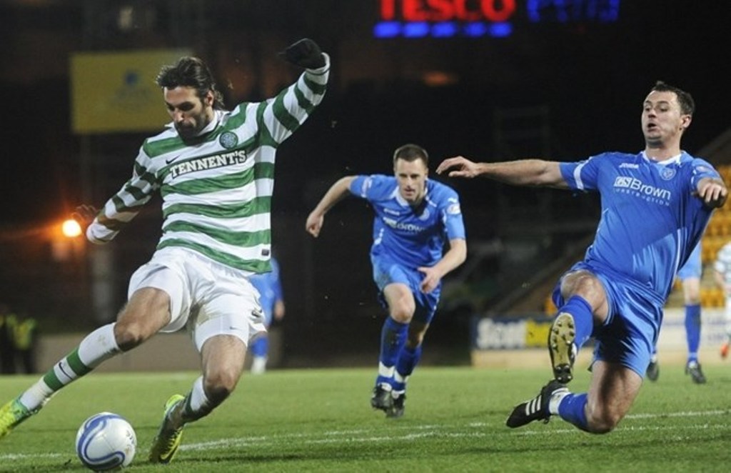 Georgiois Samaras scores
