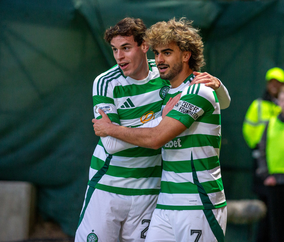Paulo Bernardo with Jota.