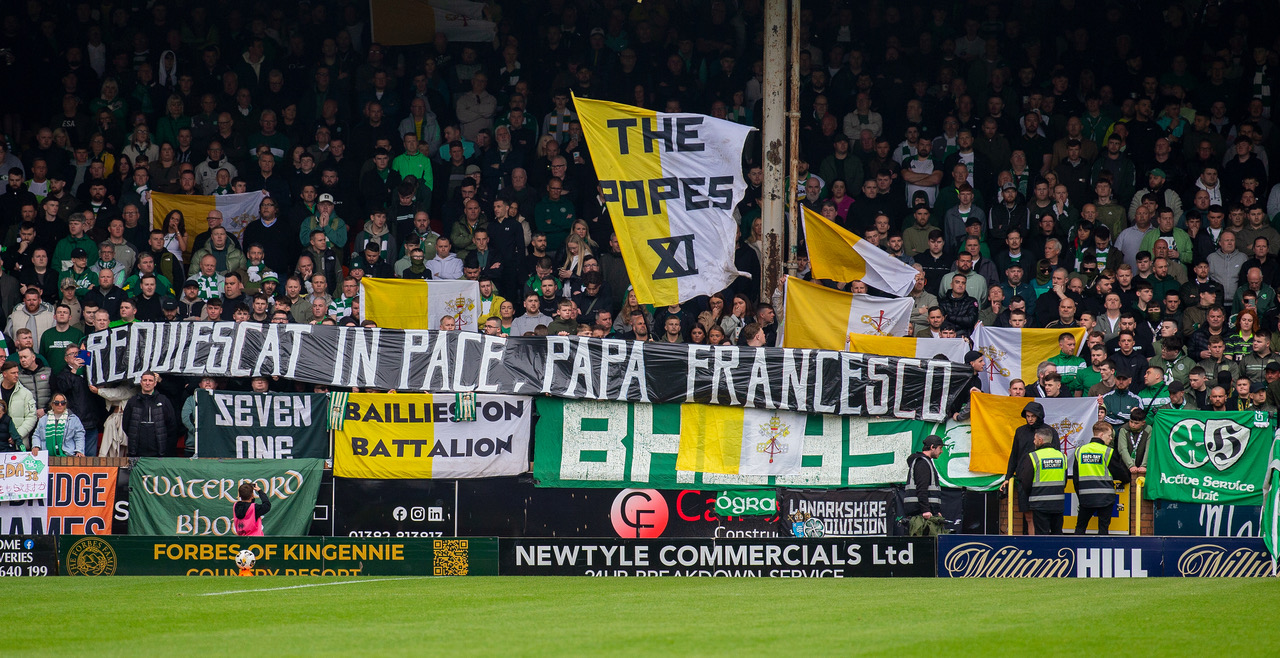 The Pope's XI flag