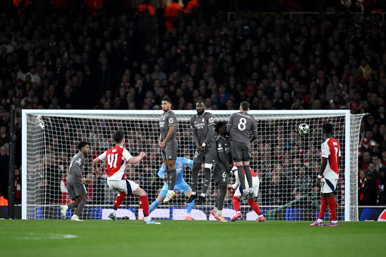 Declan Rice's first free kick