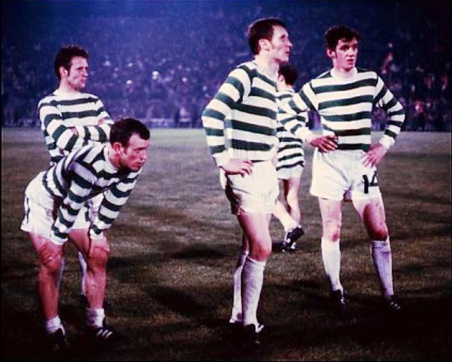 Dejected Celtic players