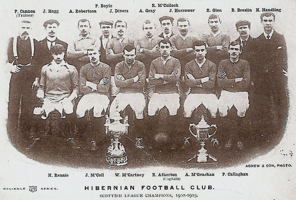 John Divers (back row, centre) while at Hibs