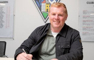 Neil Lennon signs on as Dunfermline boss