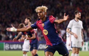 Lamine Yamal celebrates