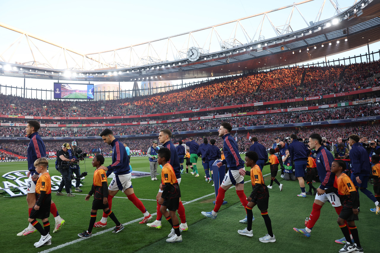 Arsenal v PSG