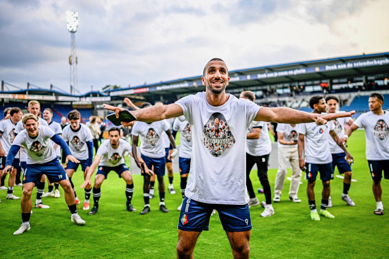 Telstar forwarder Youssef El Kachati