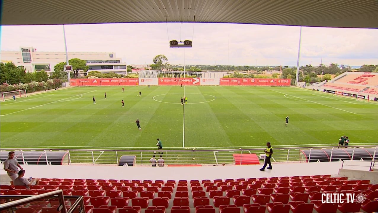 Estrela da Amadora v Celtic