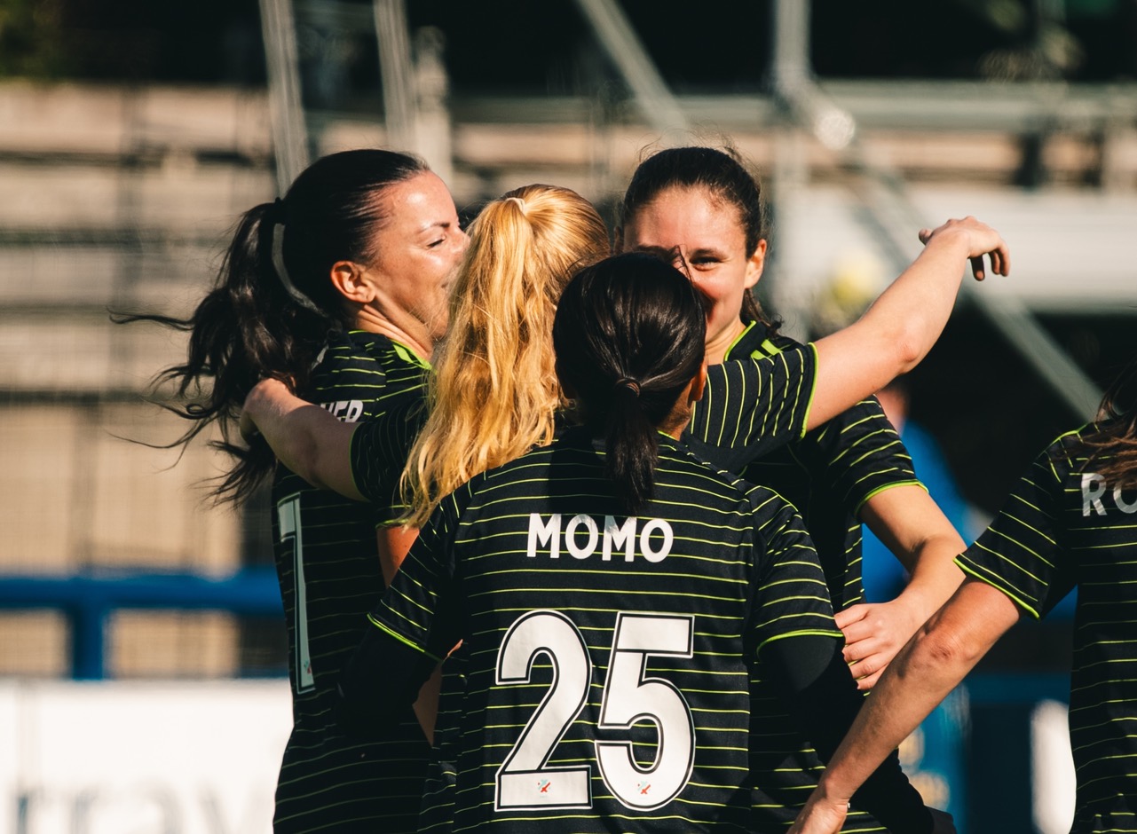 Celtic FC Women celebrate at Montrose