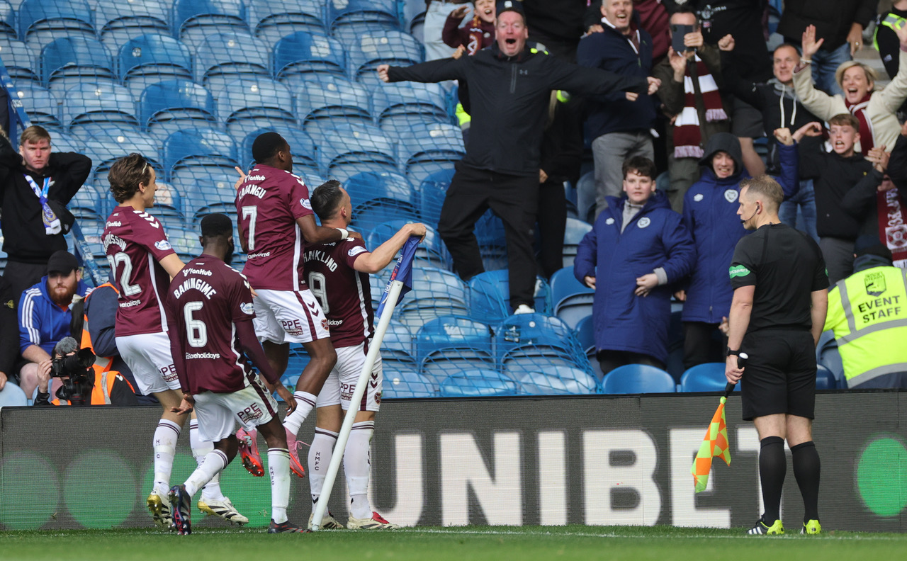 Lawrence Shankland celebrates