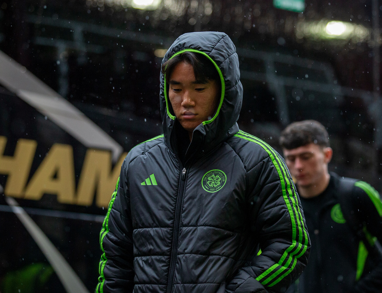 Shin Yamada arrives at Tynecastle