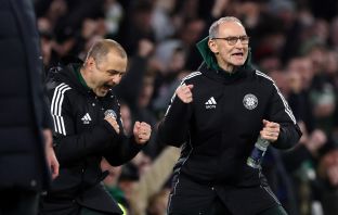 Martin O'Neill and Shaun Maloney celebrate Celtic's opening goal