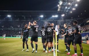 Arjan Malic (C) of SK Sturm Graz