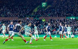 Benjamin Nygren scores.