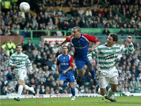 Chris Sutton opens the scoring for Celtic 