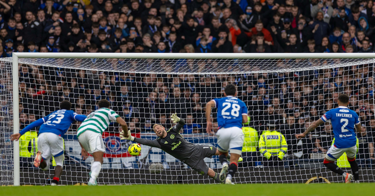 Tavernier scores from theRangers penalty.