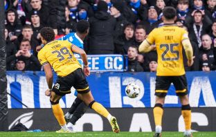 Potential penalty incident at Ibrox