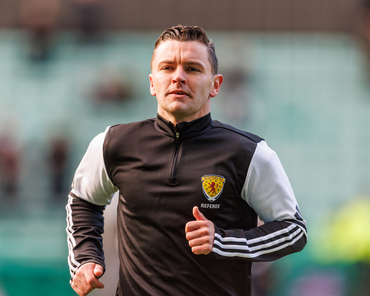 Referee Nick Walsh at Easter Road.
