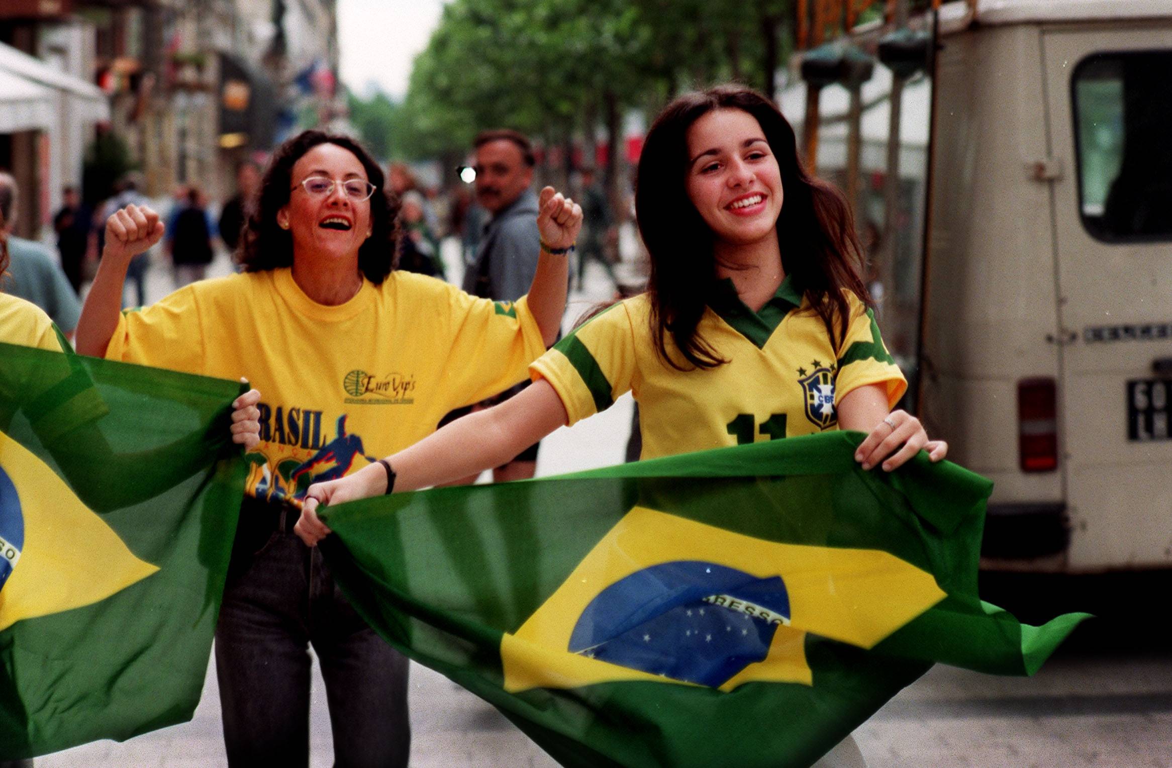 Brazil fans ahead of Brazil v Scotland, France 1998.