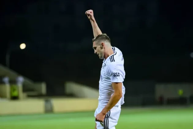 Celtic open talks for Bosnian striker as window draws to a close