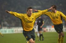 Alan Thompson of Celtic celebrates scoring